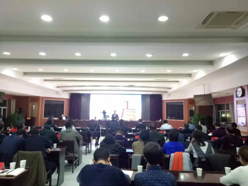 演讲比赛现场